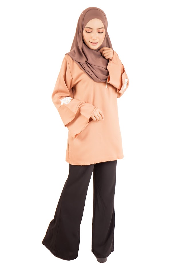 QA-399 Women Stylish Fashion Blouse Beige