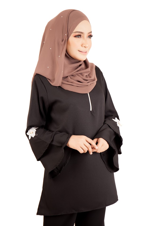 QA-399 Women Stylish Fashion Blouse Black