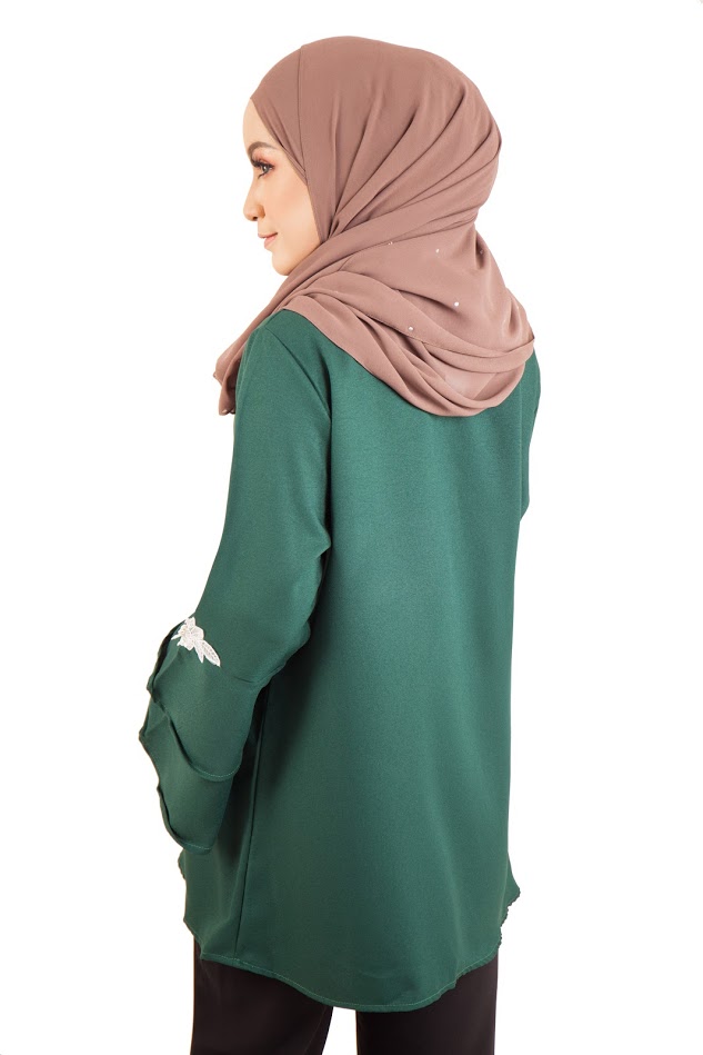 QA-399 Women Stylish Fashion Blouse Green