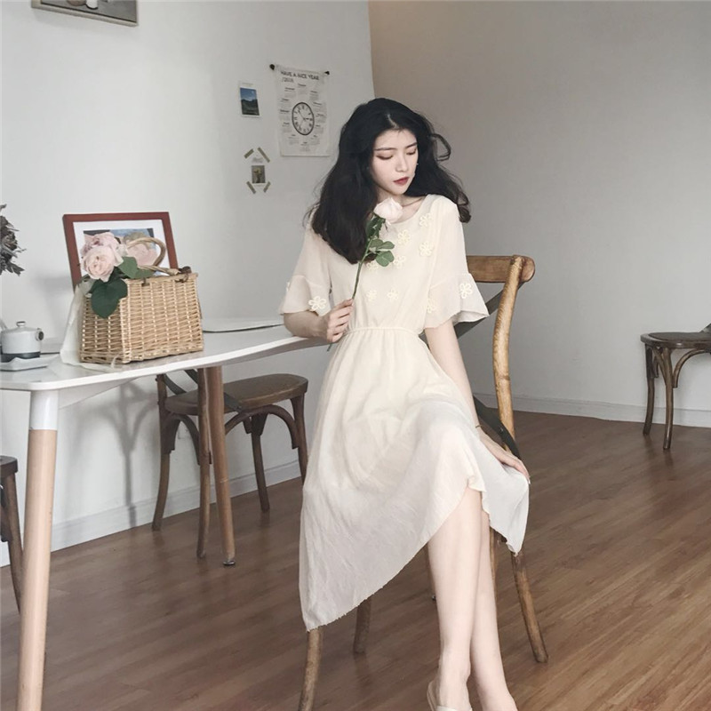 VW12277 Lovely Dress Almond