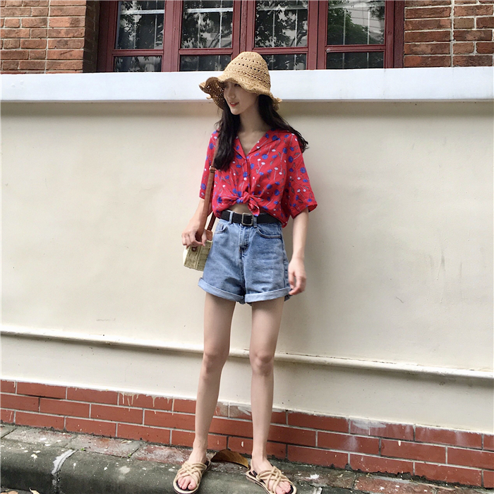 VW12303 Lovely Floral Top Red