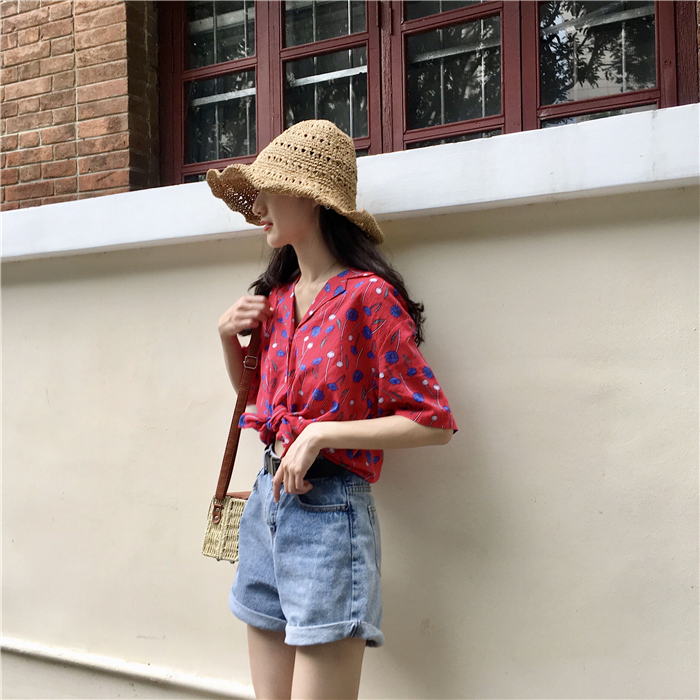 VW12303 Lovely Floral Top Red