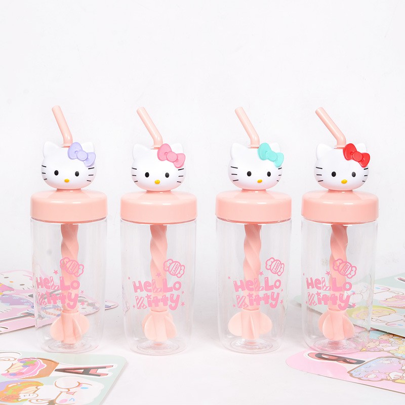 HM 806 Hello Kitty Water Bottle