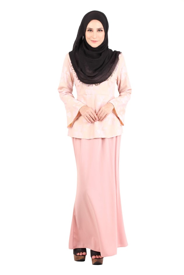 QA-420 Modern Lace Baju Kurung Pink