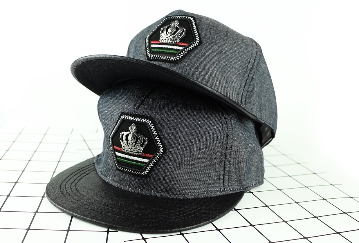 QA-439 Snapback Cap Collection Black