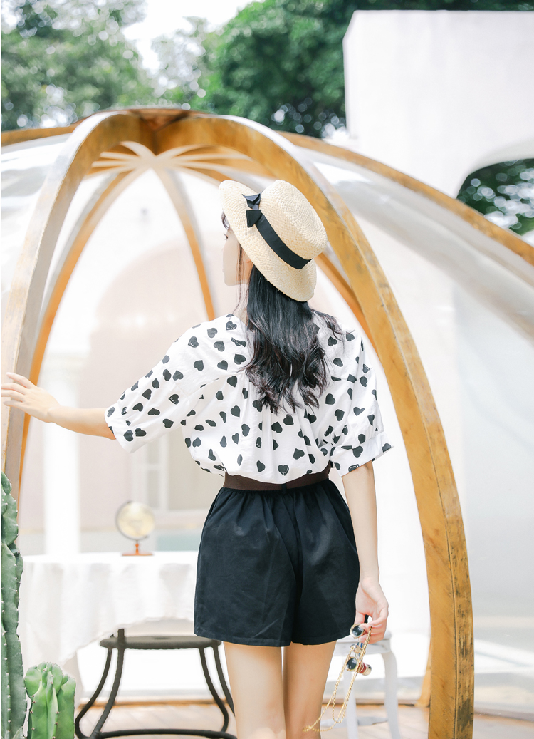 VW12322 Classic Printed Top Black