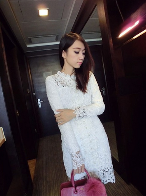WD21600 Elegant Lace Dress White