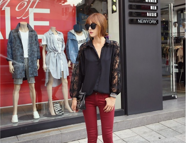 WT21619 Trendy Lace Sleeves Top Black