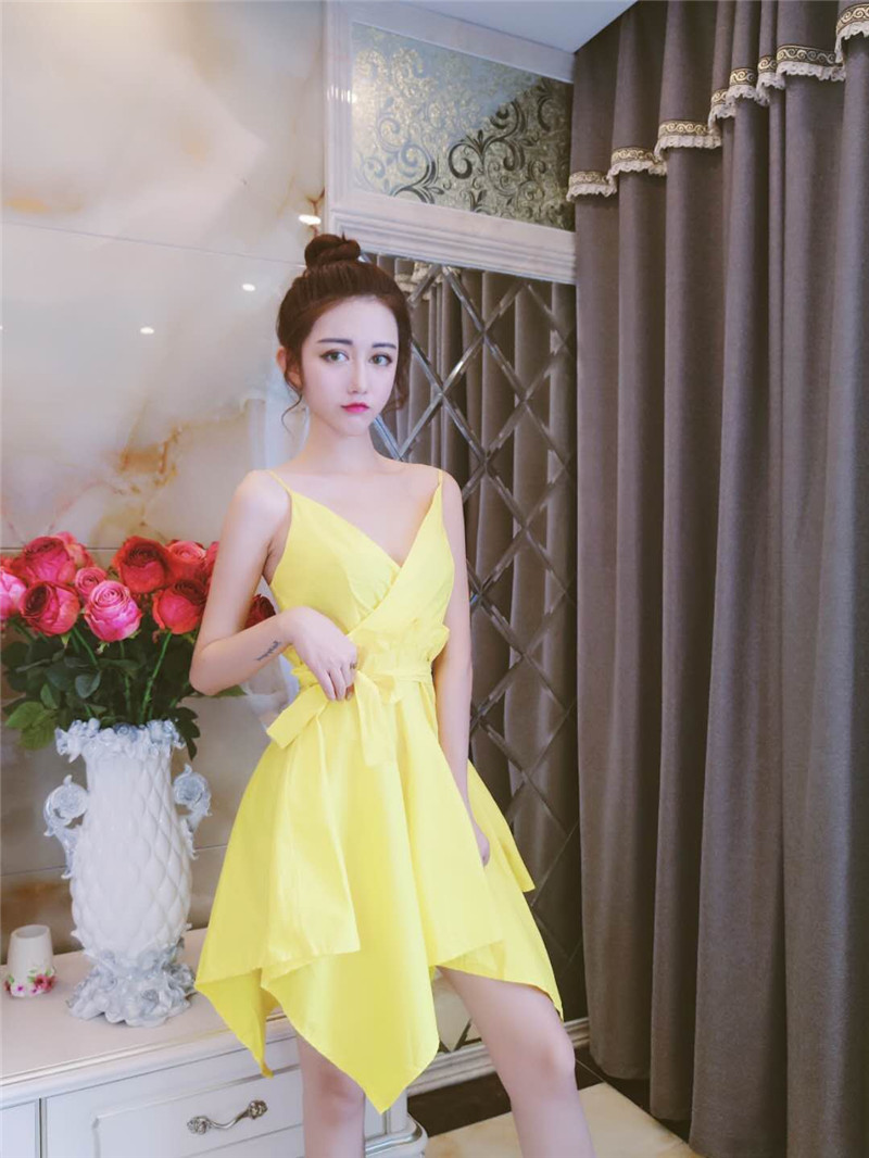 GW2257 Charming Strap Dress Yellow