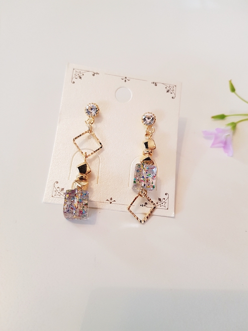 KR-032 Fashion Earring As Pic