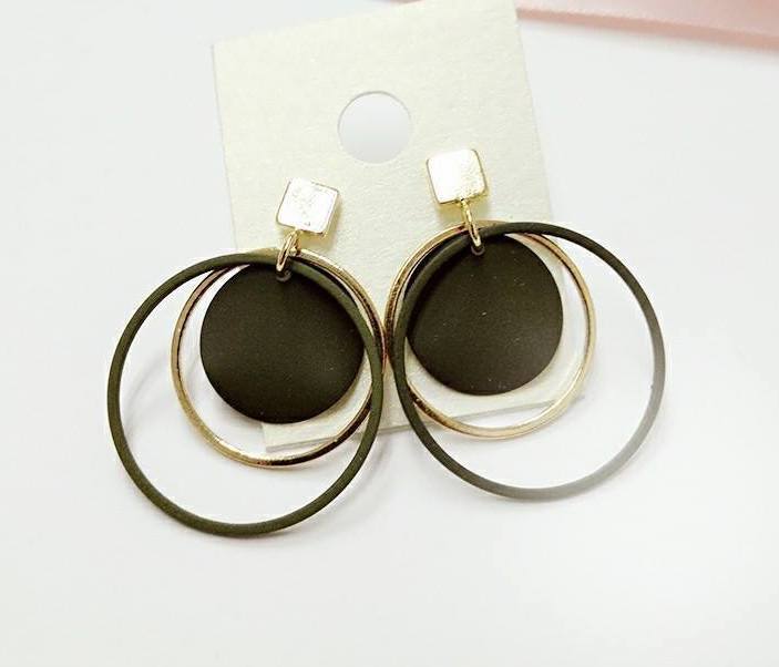 KR-080 Stylish Earring Black