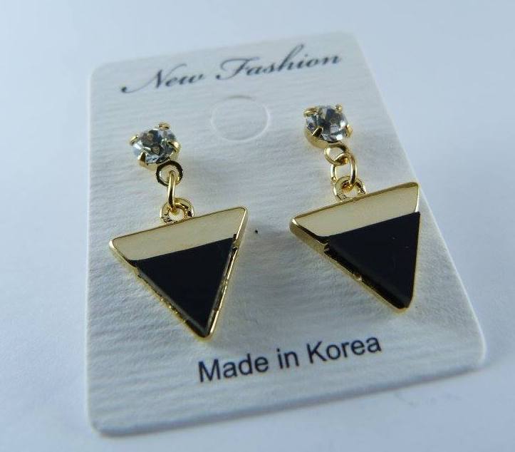 KR-097 Trendy Earring As Pic