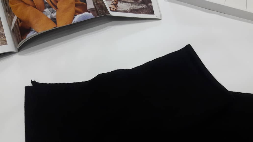 WP7688 Plain Mini Skirt Black