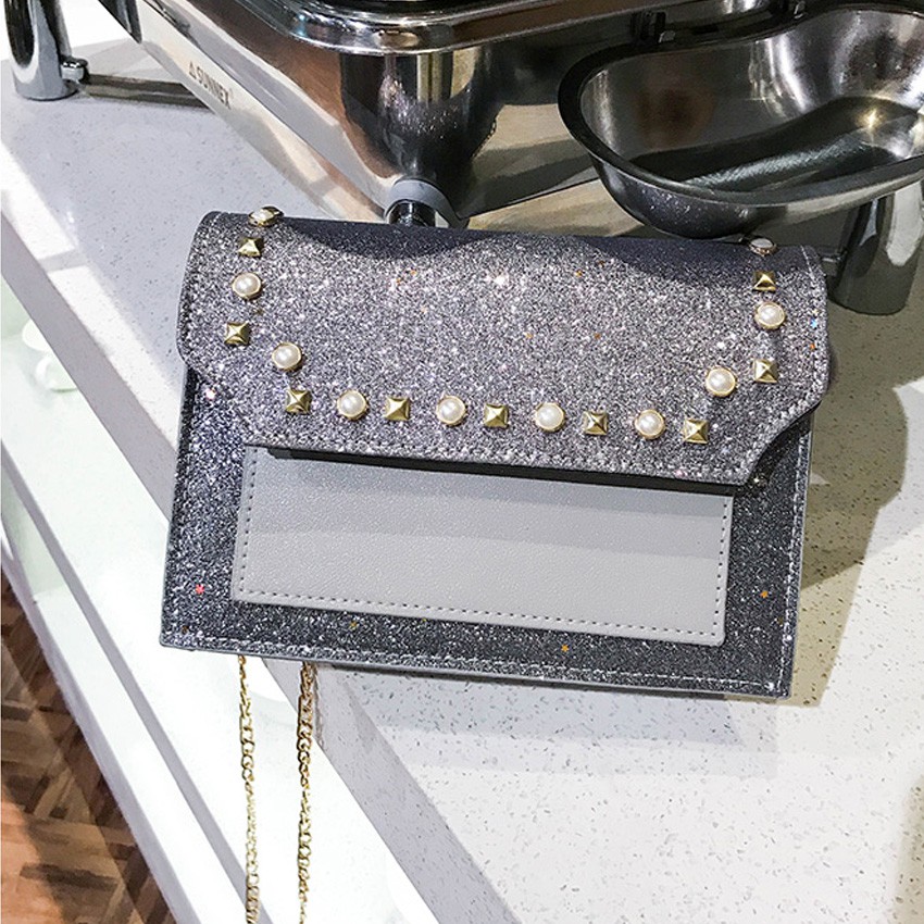 KW80444 BLINK PEARL SLING BAG SILVER