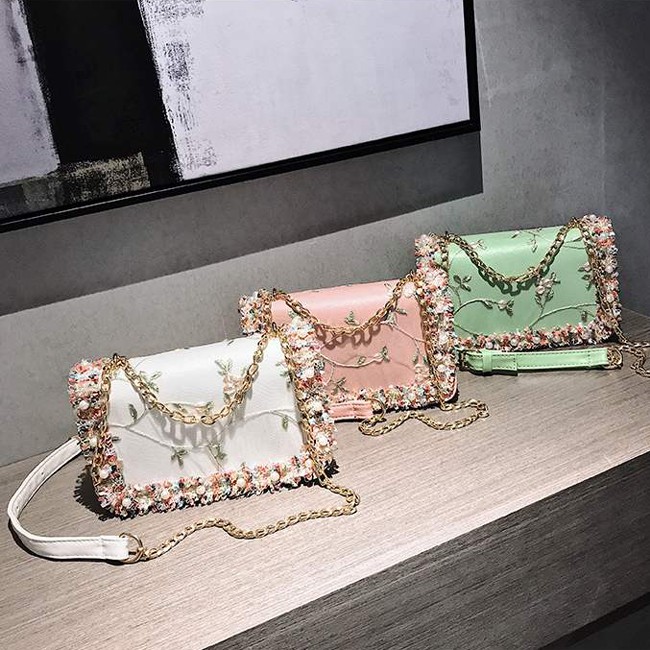 KW80471 WOMEN'S PAJATI SLING BAG PINK