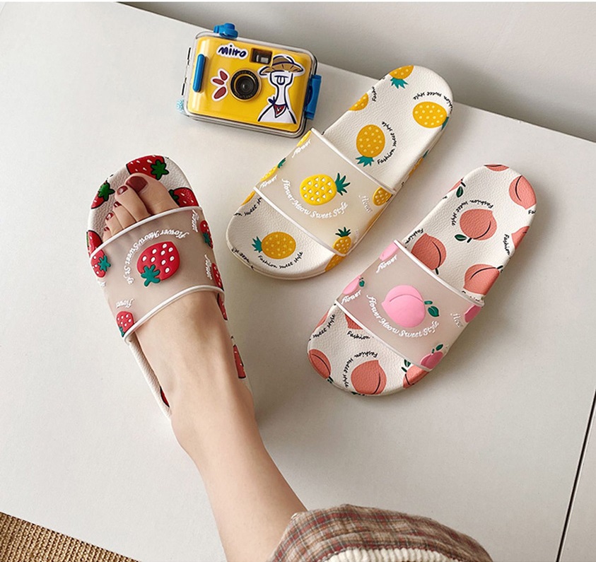 QA-729 ANTI SLIP SANDAL STRAWBERRY
