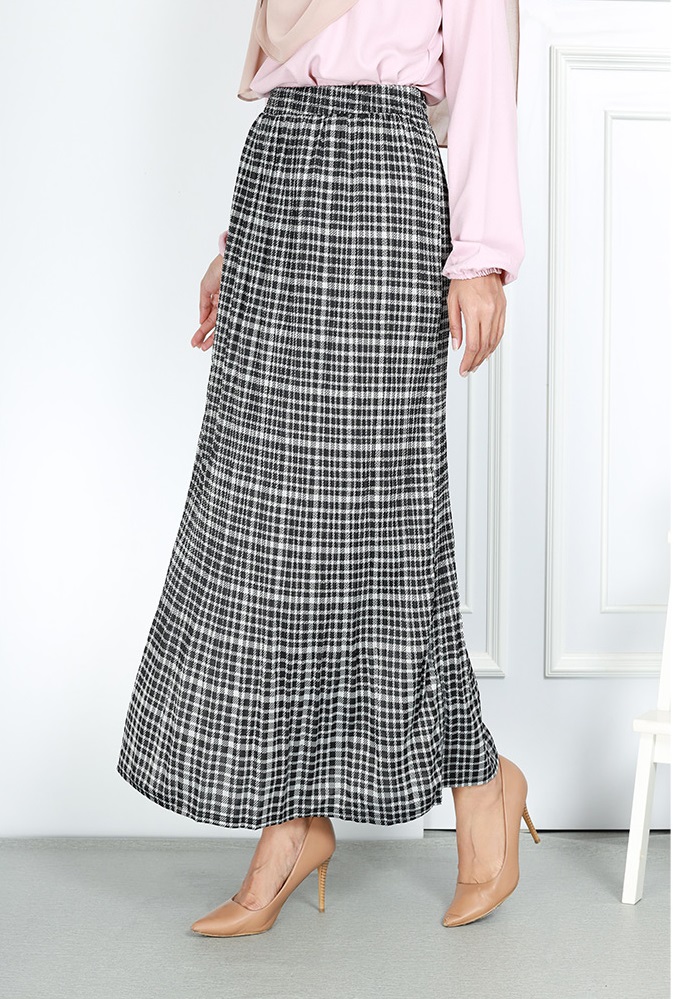 QA-761 WOMEN'S PRINTED SKIRT O3