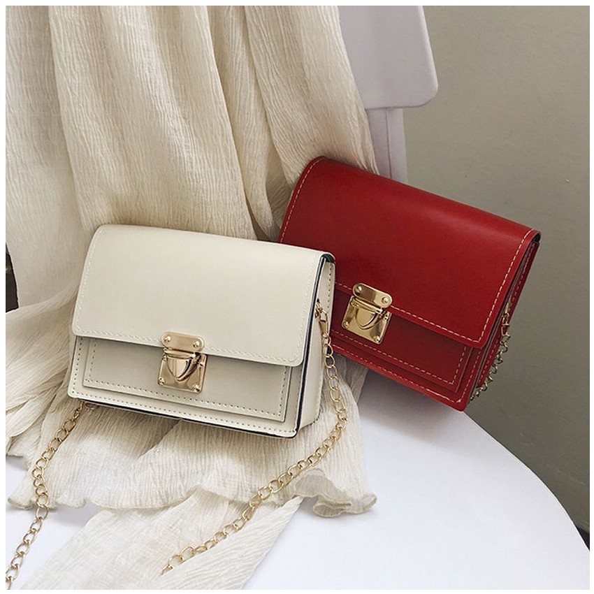 KW80821 Shield Sling Bag Red