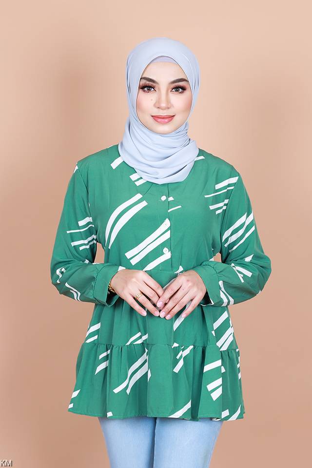 QA-838 - Front Button Line Blouse Green White Line