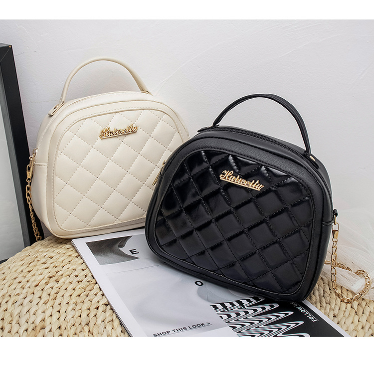 QA-872 - Trendy Sling Bag White