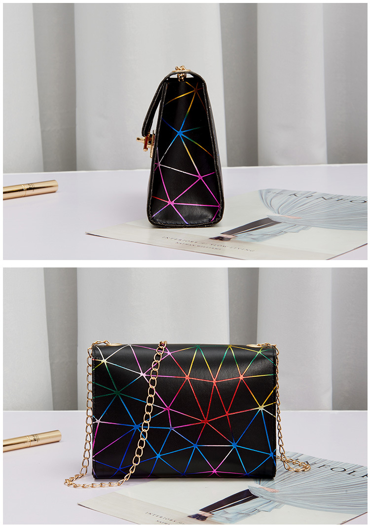 QA-863 - Trendy Line Sling Bag White