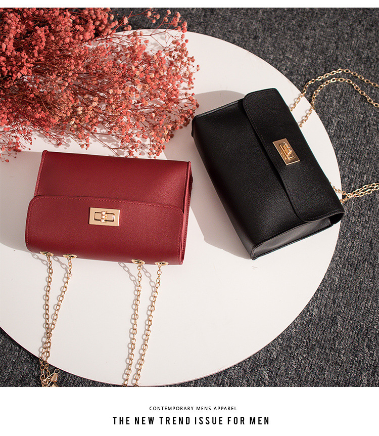QA-871 Fashion Chain Sling Bag Black