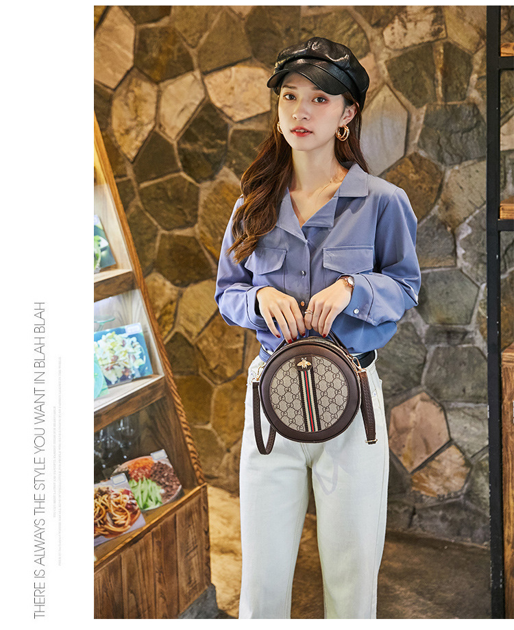 QA-861 - Stylish Round Sling Bag Black