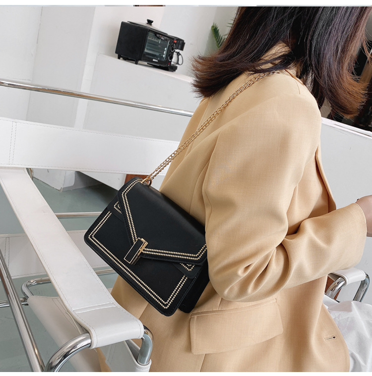 QA-896 Fashion Embroidered Sling Bag Black