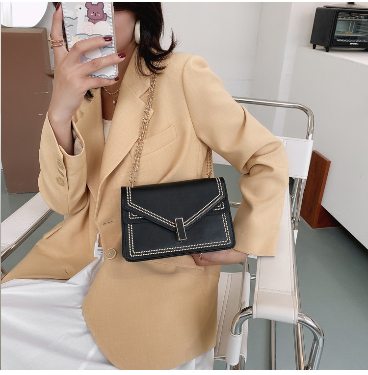 QA-896 Fashion Embroidered Sling Bag Black