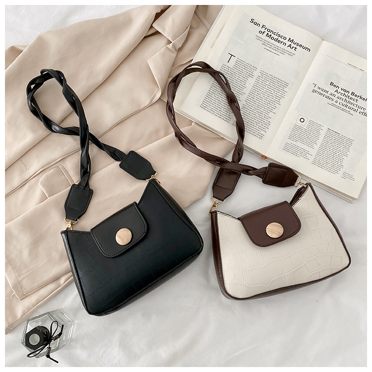 QA-894 Stylish Vintage Shoulder Bag Khaki